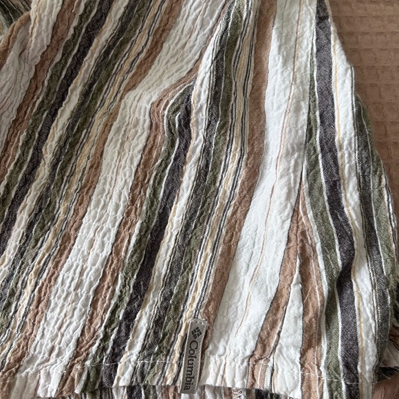Columbia Button Up Blouse Womens XL Striped Green Tan Long Sleeve Crinkle Crepe - Picture 4 of 5